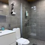 Stunning 1br In The Centre *